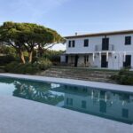 rénovation piscine en pierre de lave sur saint tropez