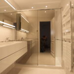 Paroi de douche miroir Mougins BC Constructions Villas
