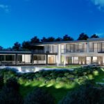 Villa contemporaine haut de gamme sur les hauteurs de Mouans-Sartoux par Bousiges Creations